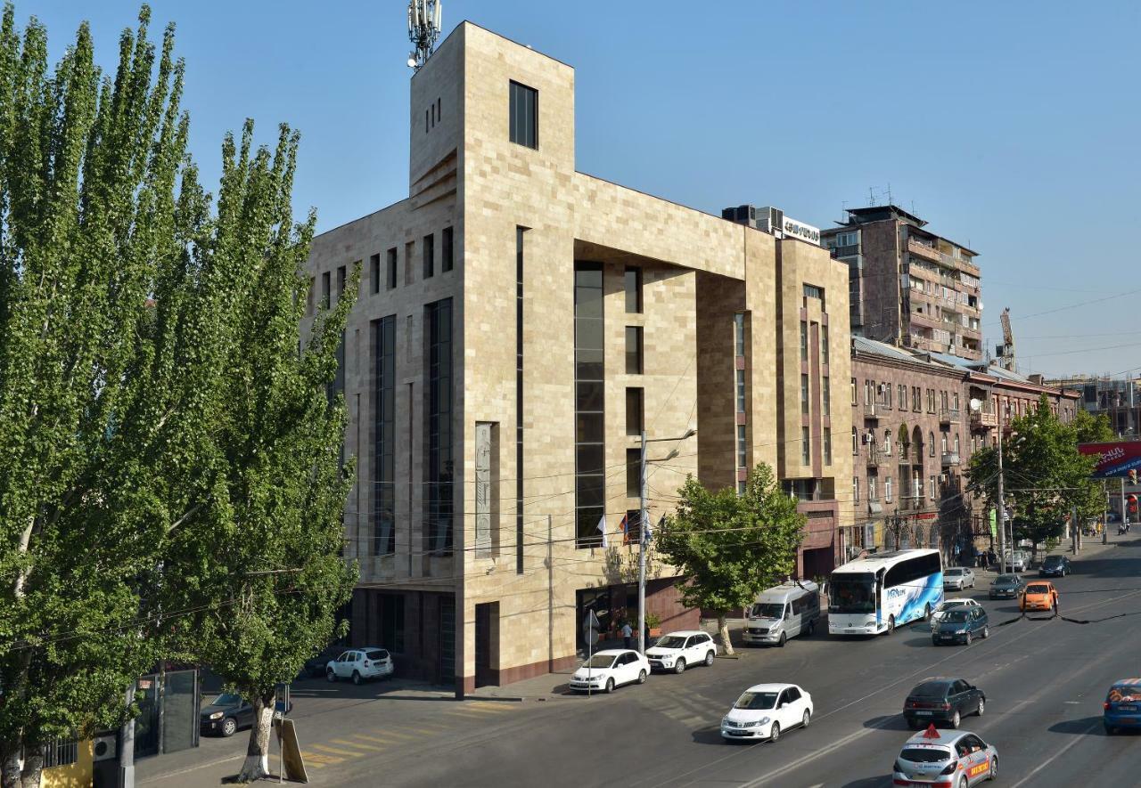 يريفان Ani Central Inn المظهر الخارجي الصورة